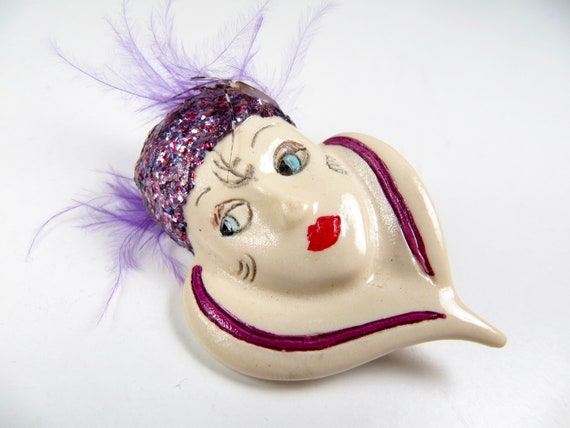 Vintage Flapper Girl Painted Wood or Resin Brooch… - image 4