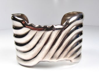 Sterling Silver Taxco Mexico Modernist Ribbed Design Cuff Bracelet Vintage 47g