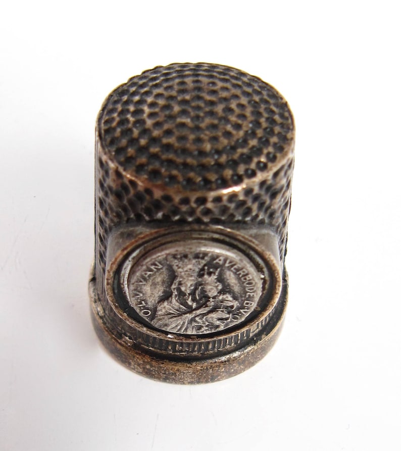 Vintage Religious Crowned Virgin Mary & Baby Jesus Pewter image 2