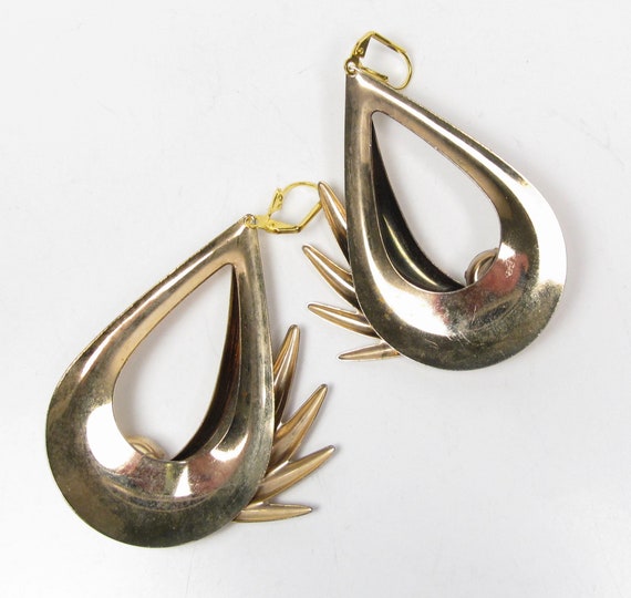 Huge Vintage Gold Tone Rhinestone Dangle Earrings… - image 4