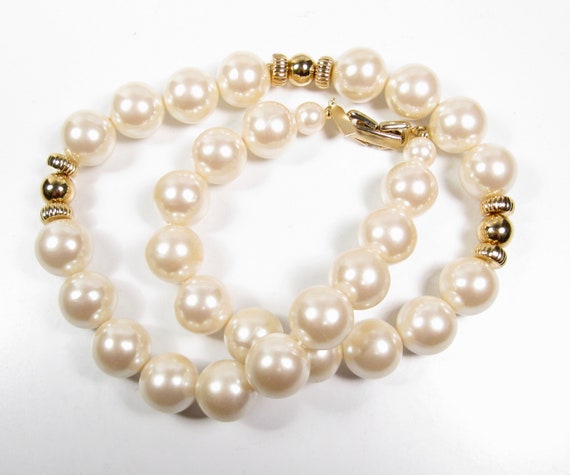 1960s Vintage White Marvella Pearl Gold Bead Stra… - image 6