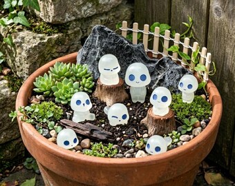 Elfos del árbol que brillan en la oscuridad: conjunto de figuras de hadas de resina luminosa, decoración para macetas inspirada en Kodama.