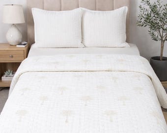Hand Block Palm Tree Kantha Quilt – White Cotton Boho Bedspread, Soft Lightweight Handmade Indian Bedding Hand-stitched Kantha
