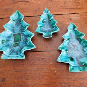 Set of Three Vintage Drip Glaze Tree Dishes Christmas Tree Candy Dish Nested Set Green Drip Glaze