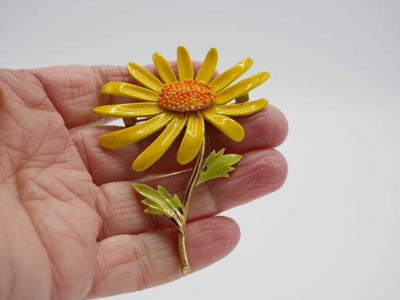 Vintage Yellow Daisy Flower Pin with Stem Vintage… - image 4