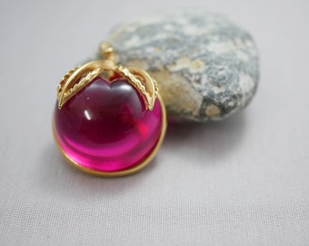 Magenta Vintage Apple Pin Sarah Coventry Apple Brooch Pin Small Pin E10