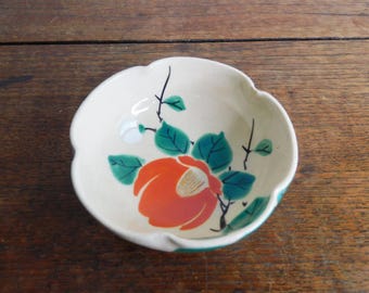 Vintage Japanese Ceramic Dish Floral Design