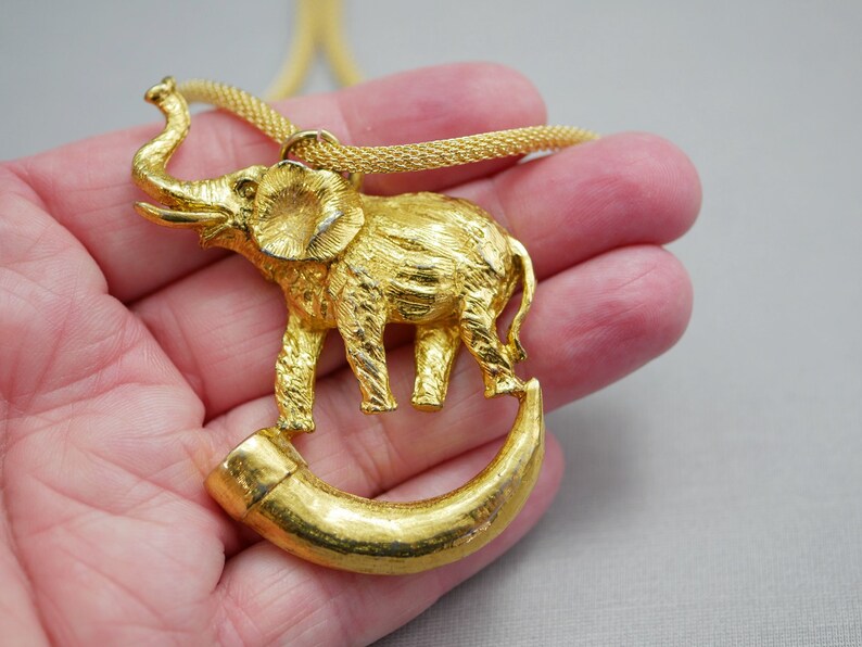 Gold Elephant Pendant Necklace Mesh Chain Pendant Necklace 18 Etsy
