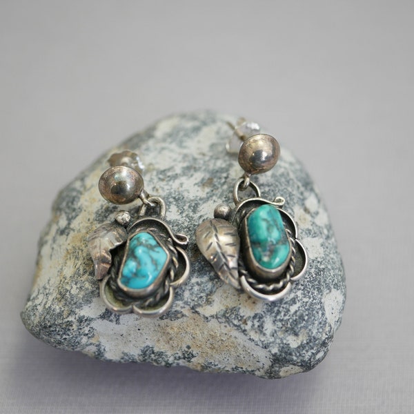 Vintage Sterling Silver and Turquoise Drop Earrings Southwestern Turquoise Earrings E56