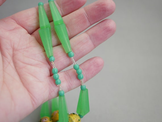 Antique Art Deco Long Glass Beaded Necklace Apple… - image 5
