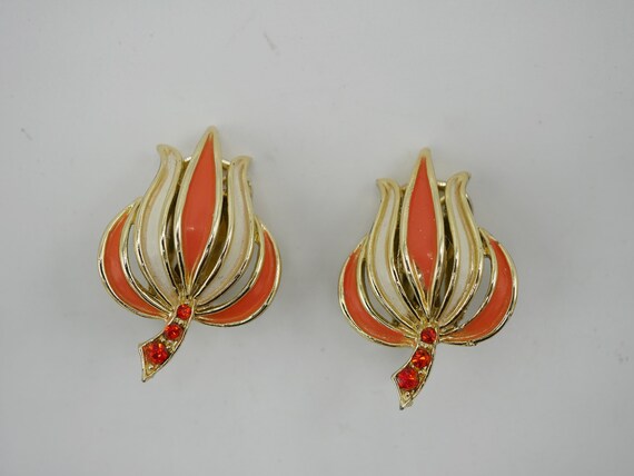 Vintage Floral Cream Clip-On Clip on Earrings s-l400.jpg main image 2