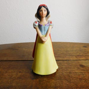 Vintage Porcelain Snow White Figurine Snow White Korea Single Figurine