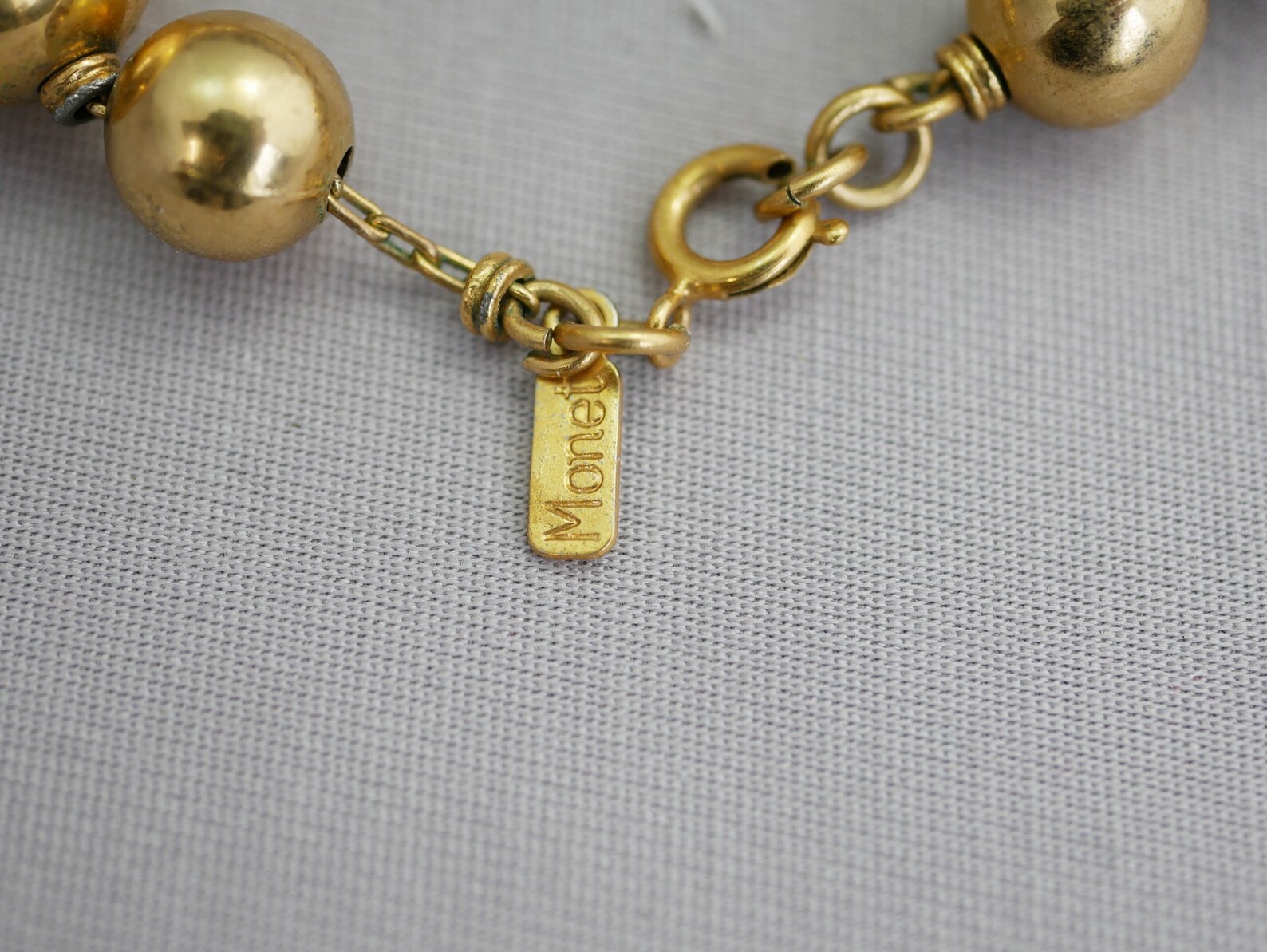 Vintage Gold Necklace 28 Inches Graduated Gold Ball Etsy