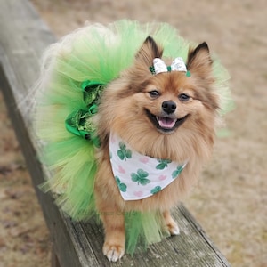 SOFORT LIEFERBAR - Hund Tutu: Smaragd & Lime Grün Hund Tutu - Halloween, Fee, Weihnachten, St. Patrick&#39;s Day