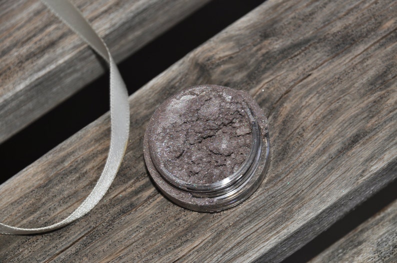 Laters Baby 3g Pigmented Mineral Eye Shadow Jar with Sifter image 1