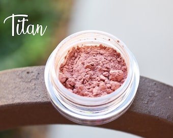 Titan 3g Pigmented Mineral Eye Shadow Jar with Sifter