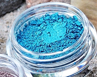 Mother Earth 3g Pigmented Eyeshadow Jar with Sifter