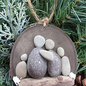 Pebble Art Ornament: Family of 4 Christmas Ornament, Tree Ornament, wood ornament, family gift, wood disc ornament, nature image 7