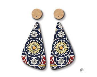 Filigrane Holzcharme Anhänger - Tribal Boho Ohrringe, geometrisch und natürlich