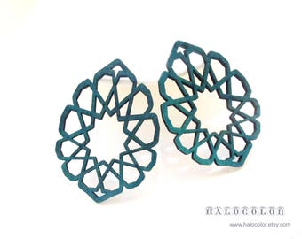 Filigree Geometric Wood Charm – Birch Pendant, Dyed Finish (40x57mm)  NM219