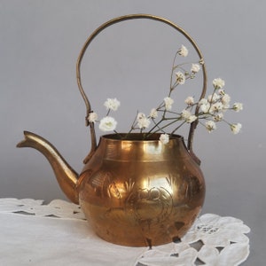 Vintage Brass Teapot Small Brass Kettle Miniature Tea Pot Dollhouse Retro Kitchen Decor Doll House