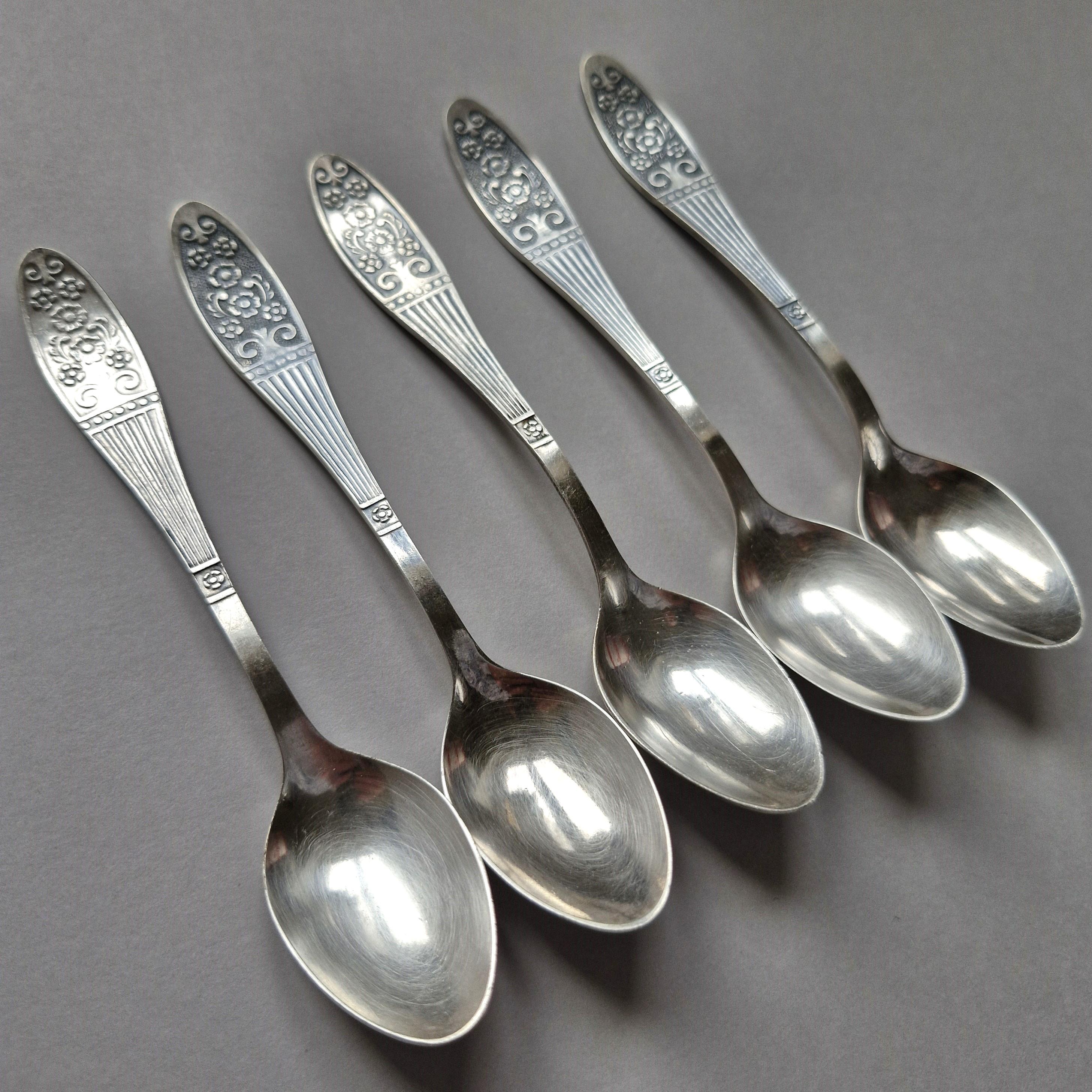 Vintage Teaspoons Silver Plated Spoon Set of 5 Floral Tea Spoons