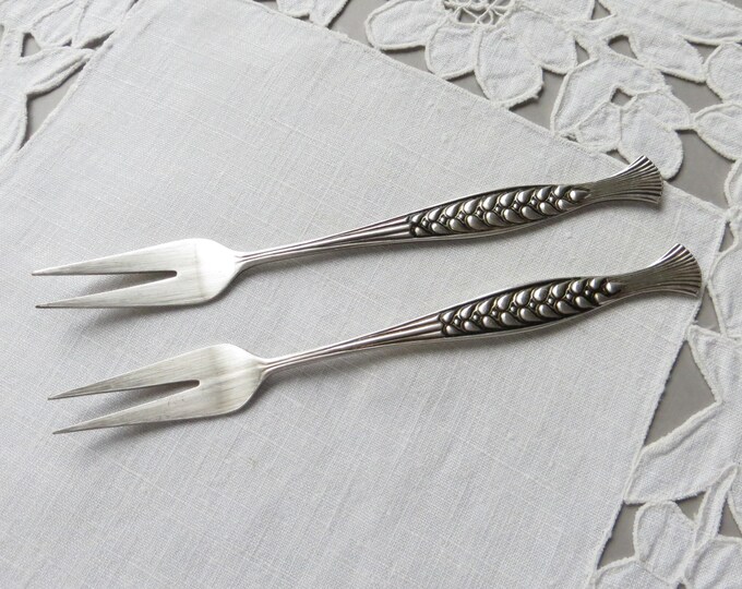 Vintage Serving Forks Set of 2 Silver Plated Forks Fruit Forks Dessert