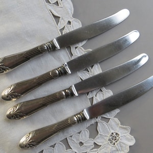 Vintage Knives Set of 4 Knife Silver Plate Stainless Steel Art Nouveau