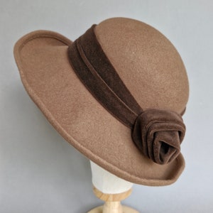 Vintage Wool Felt Hat BERMONA TREND LONDON Felt Hat with Brim Wide Brim Hat Women Brown Felt Hat with Rose