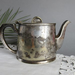 Antique Kettle Silver Plated Teapot Tea Pot WALKER & HALL Old Kettle for Food Photo Props Coffee Pot