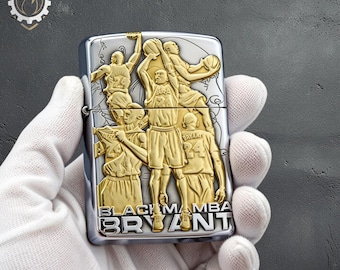 Encendedor Zippo en homenaje a Black Mamba Bryant: encendedor resistente al viento con grabado 3D de la leyenda del baloncesto, encendedor deportivo coleccionable dorado, regalo para aficionados.