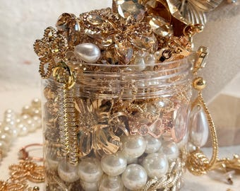 Mysterieuze sieradenpot, gouden parelsieradenset, ringen, oorbellen, kettingen en armbanden, Coquette vintage-stijl, cadeau voor haar