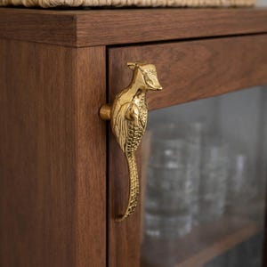 Poignée de tiroir artisanale en forme d'oiseau, poignée de meuble en laiton style antique, quincaillerie inspirée par la nature