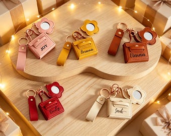 Personalized Bridesmaid Gift Keychain Bag With Mirror、bridesmaid accessory