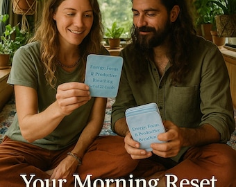 Può includere: Due persone sedute tengono in mano delle carte con la scritta "Energy, Focus & Productive Breathing, Set of 22 Cards". L'immagine è sottotitolata "Your Morning Reset for Productivity". L'ambientazione sembra essere all'interno di un camper, con piante sullo sfondo.