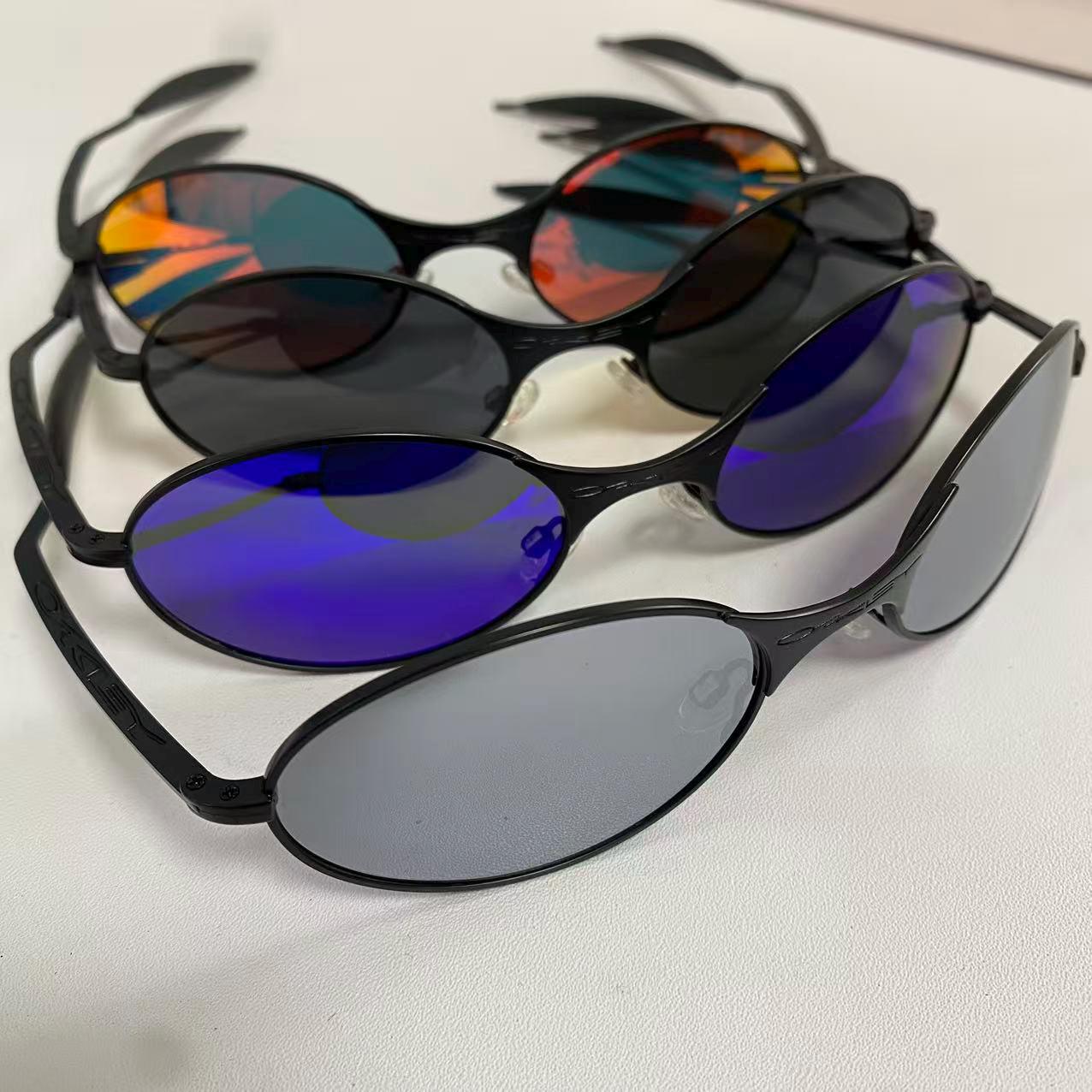 小物 oakley four 小物 oakley four Four