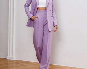 Abito due pezzi color lavanda con pantaloni a gamba larga per feste di nozze ed eventi formali