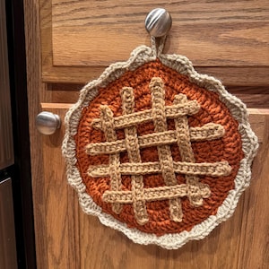 Crochet pie potholder pattern, PDF potholder pattern, crochet potholder mitten pattern, crochet kitchen oven mitten , pumpkin pie potholder
