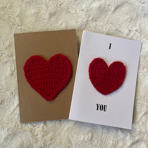 Carte au crochet, carte de vœux au crochet, carte cœur, carte cœur au crochet, carte d’amour, carte de cœur appliqué, carte de pensée de vous, carte de Saint-Valentin