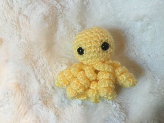 Llavero De Pulpo De Ganchillo Hecho A Mano – Colgante De Algodón De 10 Cm Para Llaves, Bolsos Y Mochilas