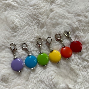 Rainbow stitch marker, set of 6 stitch marker in rainbow colors,crochet stich marker,  zipper pull, charms, pride rainbow marker