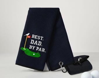 Best Dad By Par – Golfhandduk, mikrofibervåffelvävd med klämma (40 x 40 cm)