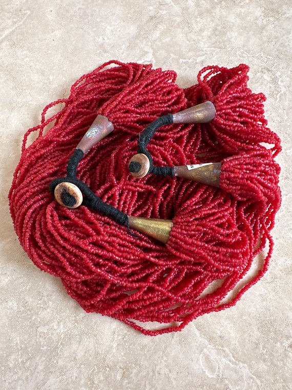 Vintage Red CORAL Glass Seed Bead Necklace BLEMISHE… Gem