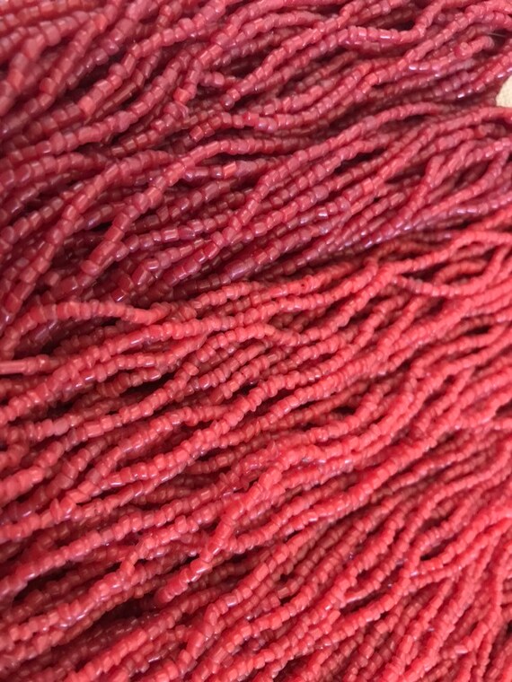 Vintage Red CORAL Glass Seed Bead Necklace BLEMISHE… Gem