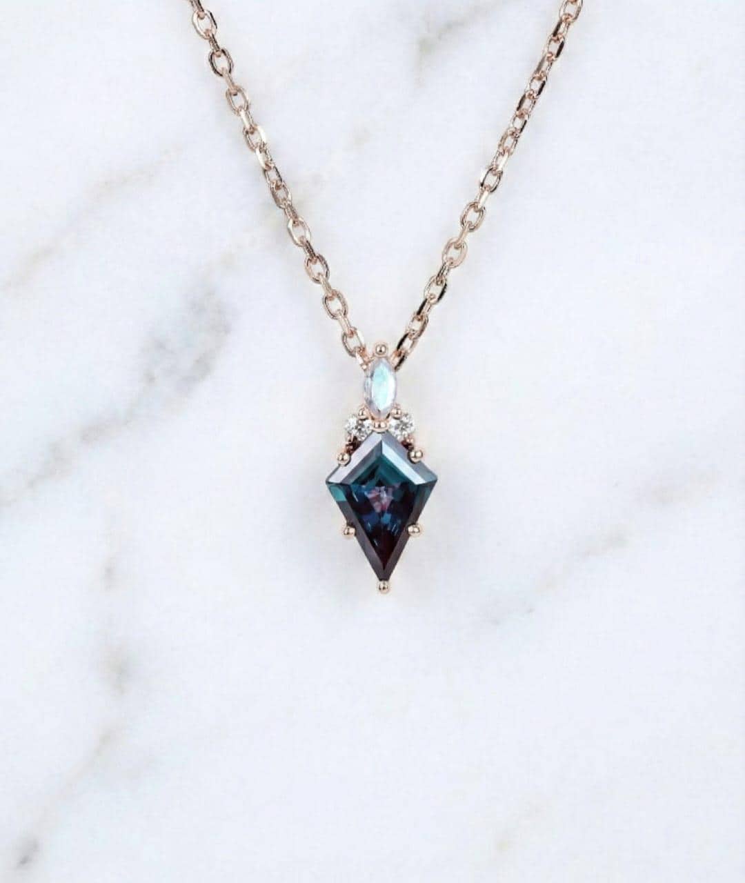 Tiffany's locket - Etsy 日本