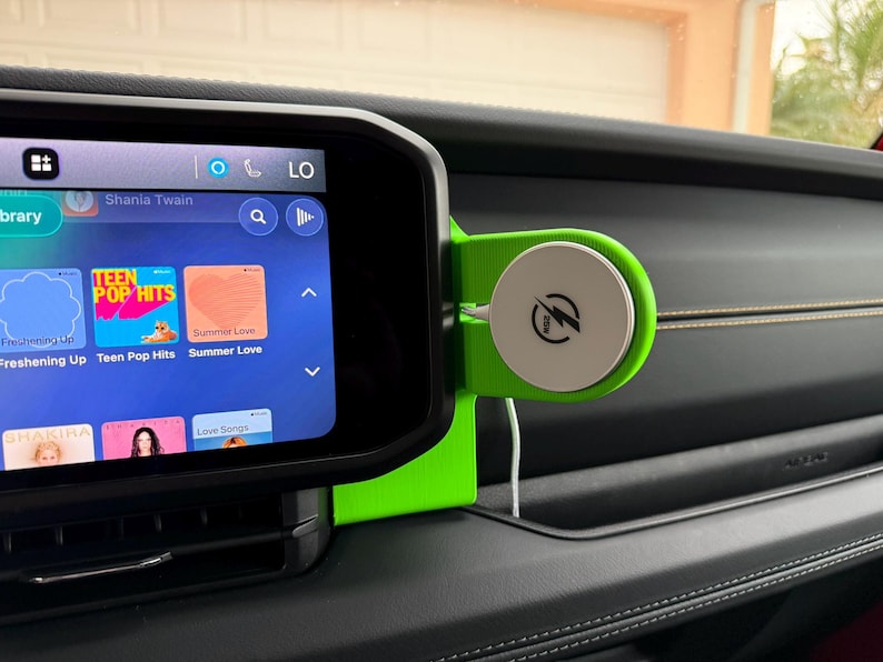 2024+ Jeep Wrangler Gladiator Phone Mount | MagSafe Charging | Dash Friction-Fit Holder | No-Tools Install | TrailMounts imagen 16