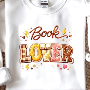 Camiseta para amantes de los libros PNG, diseño de crochet falso (descarga digital)