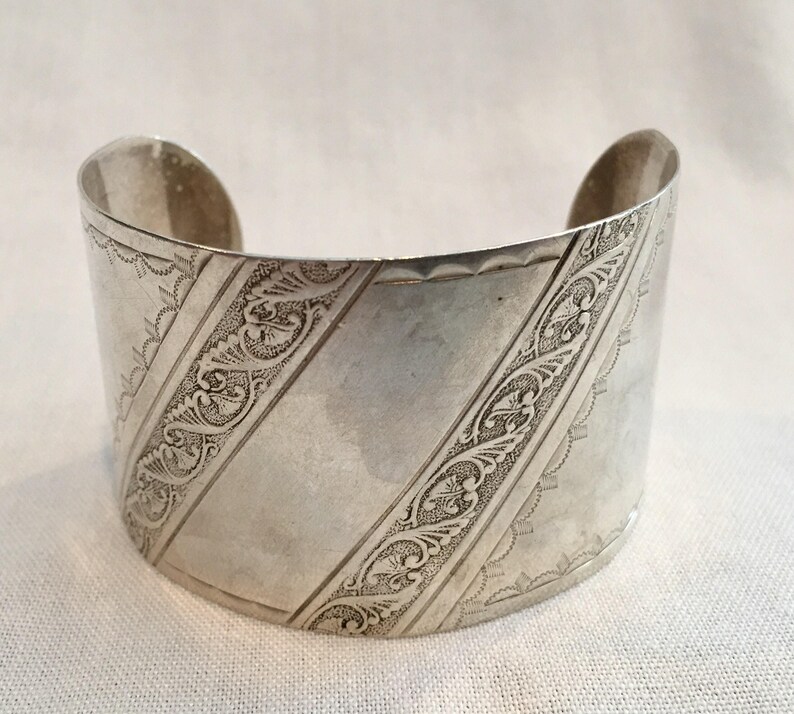 Vintage Sterling Silver Cuff Bracelet Engraved Design Size Smaller