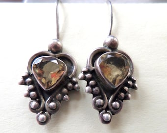 Sweet Vintage Sterling Silver Topaz  Drop Pierced Earrings Jewelry Accessories