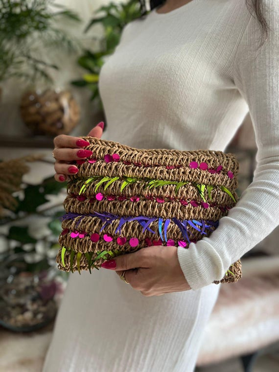 Handmade Glittery Straw Bag: Crochet Raffia Clutch